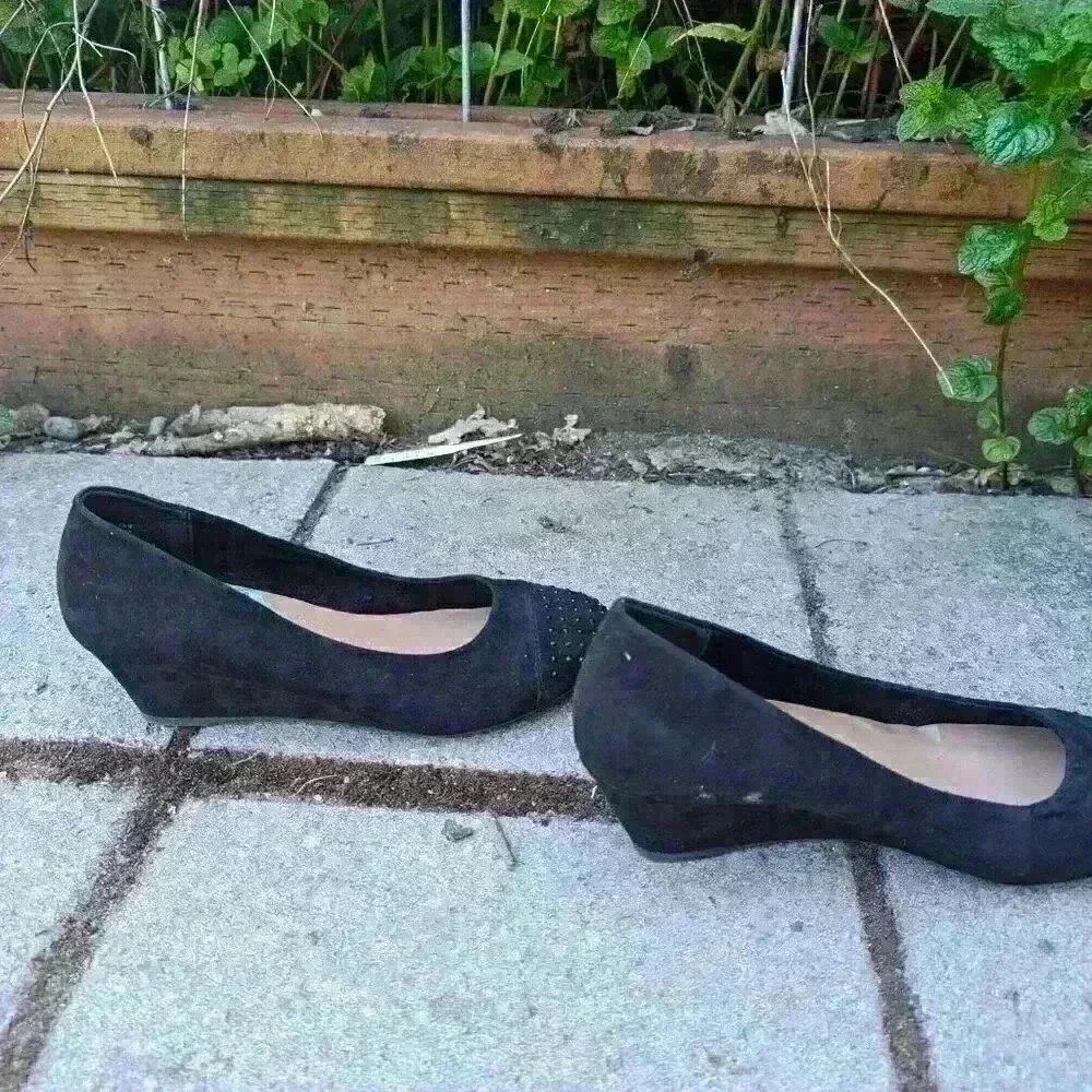Seychelles classic black